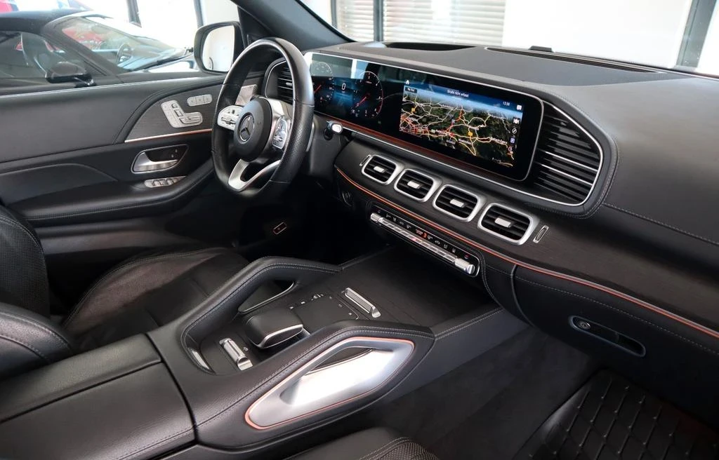 Mercedes-Benz GLE 400, снимка 7 - Автомобили и джипове - 54704679
