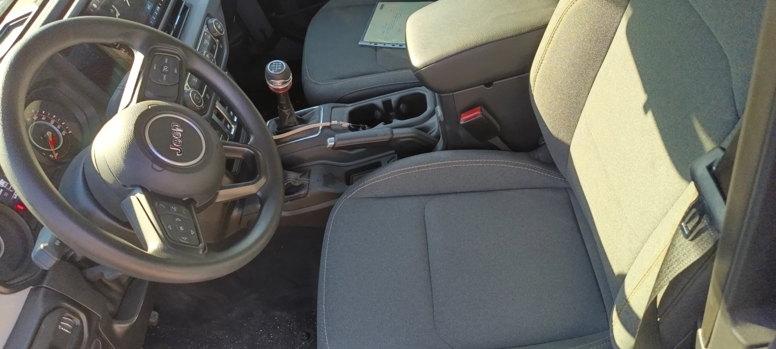 Jeep Wrangler 3.6 бензин, спорт, снимка 5 - Автомобили и джипове - 55103564