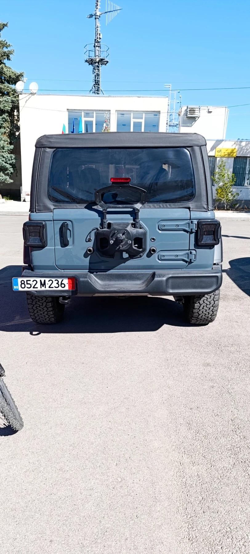 Jeep Wrangler 3.6 бензин, спорт, снимка 2 - Автомобили и джипове - 55103564
