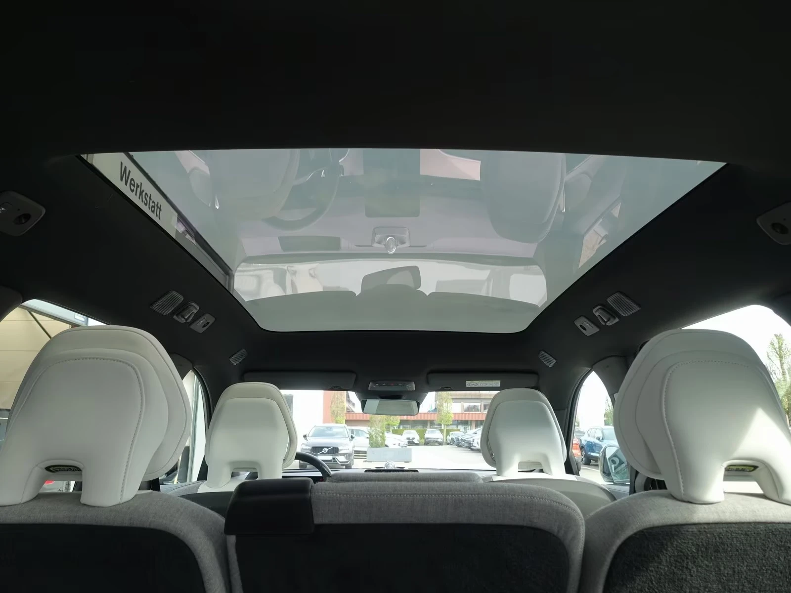 Volvo EX90 Ultra Twin Motor FourC 7seats, снимка 16 - Автомобили и джипове - 55189021