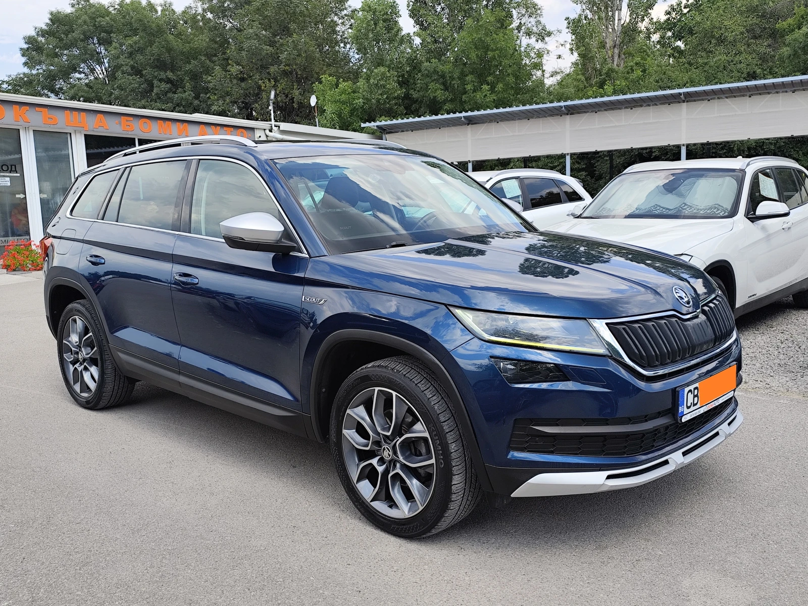 Skoda Kodiaq SCOUT* 2.0TDi* 4X4* 7 MECTA* AВТОМАТИК* LED* NAVI*, снимка 3 - Автомобили и джипове - 55324965