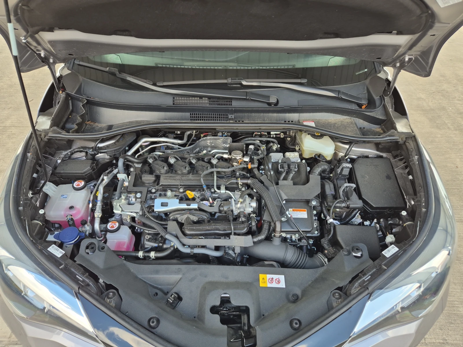 Toyota C-HR, снимка 8 - Автомобили и джипове - 55378610