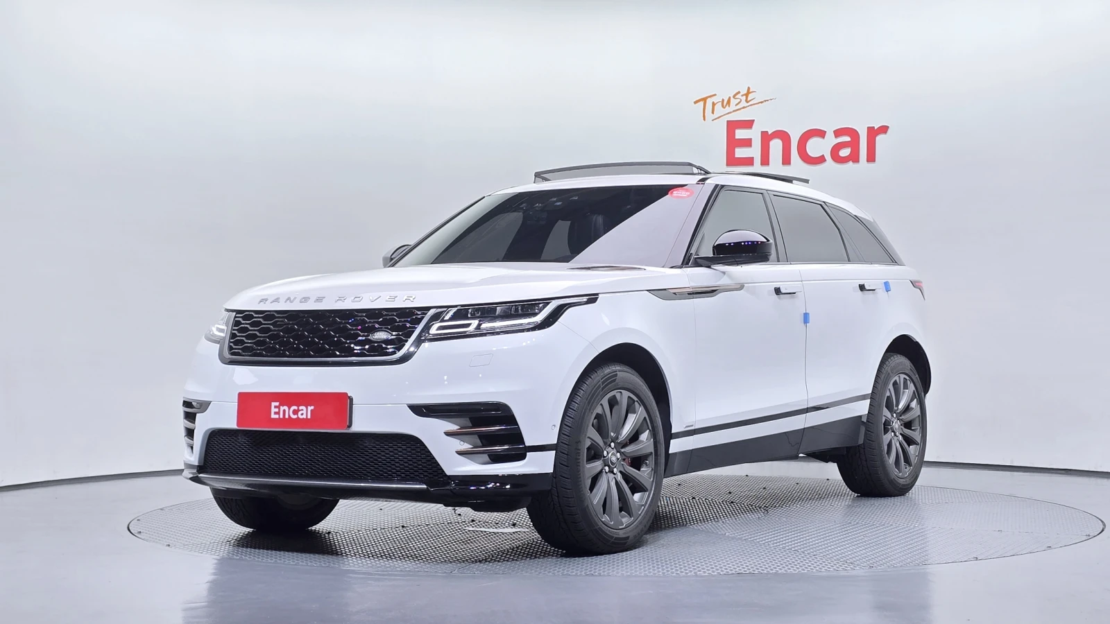 Land Rover Range Rover Velar D240* ЕЛ. БАГАЖНИК* BLIND SPOT* ЛЮК* КРАЙНА ЦЕНА