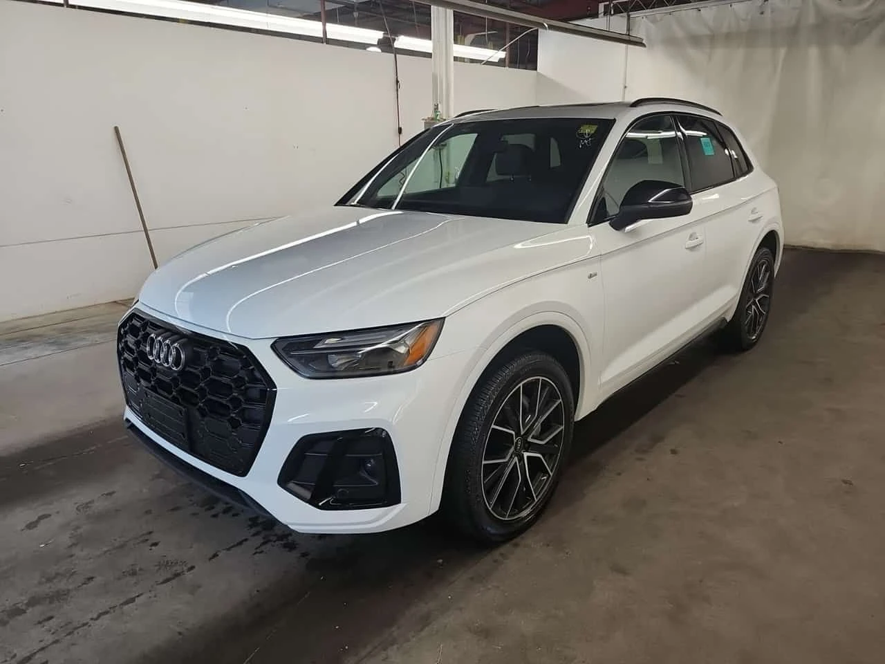 Audi Q5  PROGRESSIV / ДИСТРОНИК / АВТОКРЕДИТ 
