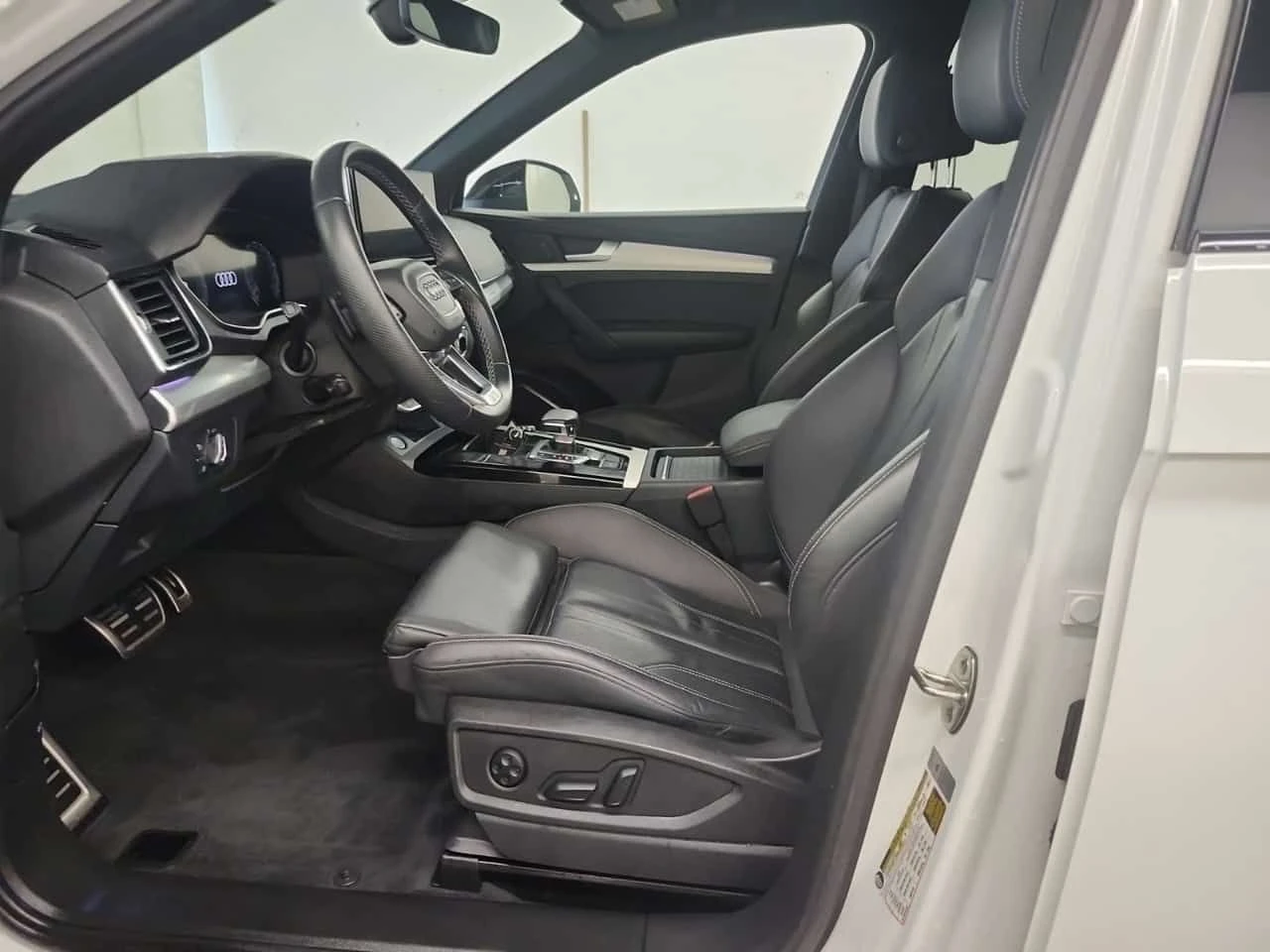 Audi Q5  PROGRESSIV / ДИСТРОНИК / АВТОКРЕДИТ , снимка 5 - Автомобили и джипове - 55638749