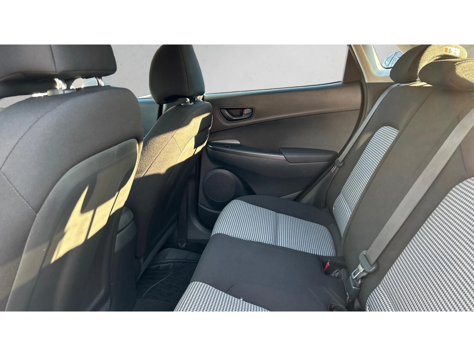 Hyundai Kona 1.0T-GDI, ������� ������ �� 170   | Mobile.bg � ����������� 11