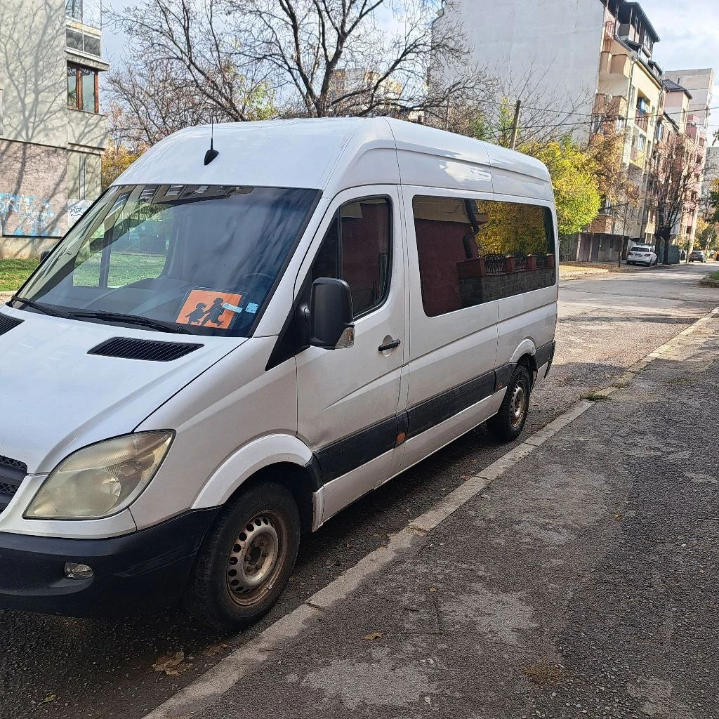 Mercedes-Benz Sprinter 211 8+ 1 - изображение 2