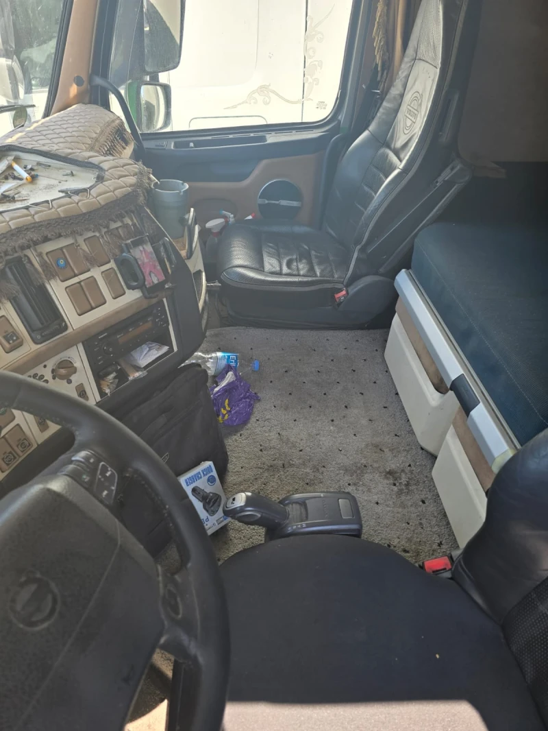 Volvo Fh, снимка 8 - Камиони - 52654500