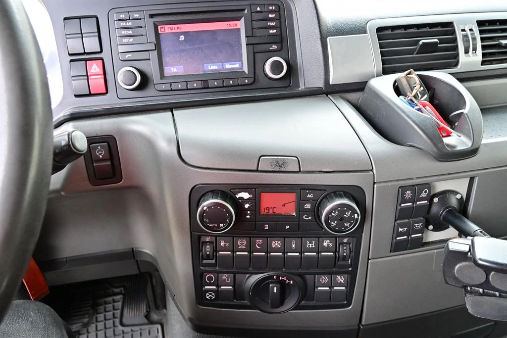 Man Tgs 18.480 Retarder 4x4, снимка 9 - Камиони - 54259760