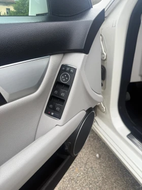 Mercedes-Benz C 350, снимка 7