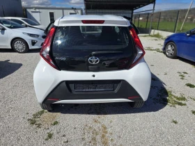 Toyota Aygo 1.0 VVT-i Климатик| Джанти| LED, снимка 7