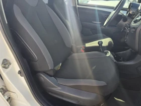 Toyota Aygo 1.0 VVT-i Климатик| Джанти| LED, снимка 12