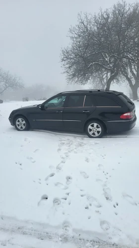 Mercedes-Benz E 270, снимка 1