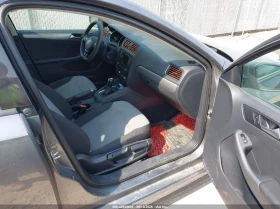 VW Jetta 1.4L I-4 DI, DOHC, VVT, TURBO, 150HP Front Wheel - 15200 лв. - 81160460 10