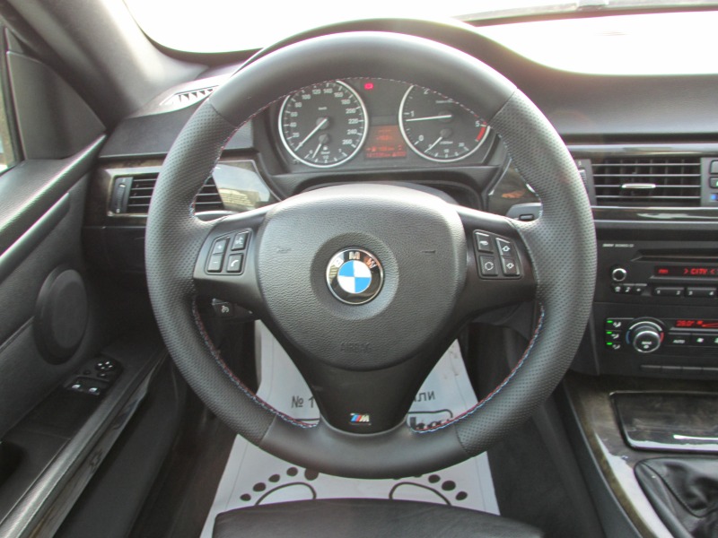 BMW 320 2.0D M EURO5, снимка 11 - Автомобили и джипове - 39040763