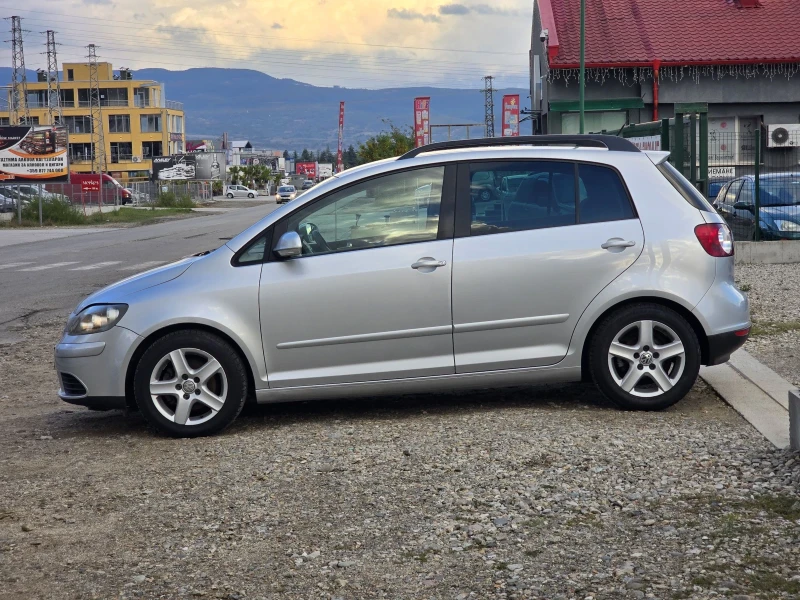 VW Golf Plus 2.0 tdi 140Hp ЛИЗИНГ, снимка 2 - Автомобили и джипове - 47433557