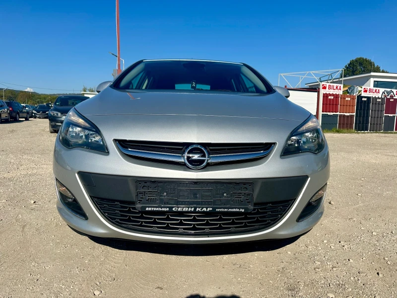 Opel Astra Face lift! 1.7cdti! Euro5! , снимка 2 - Автомобили и джипове - 47344427