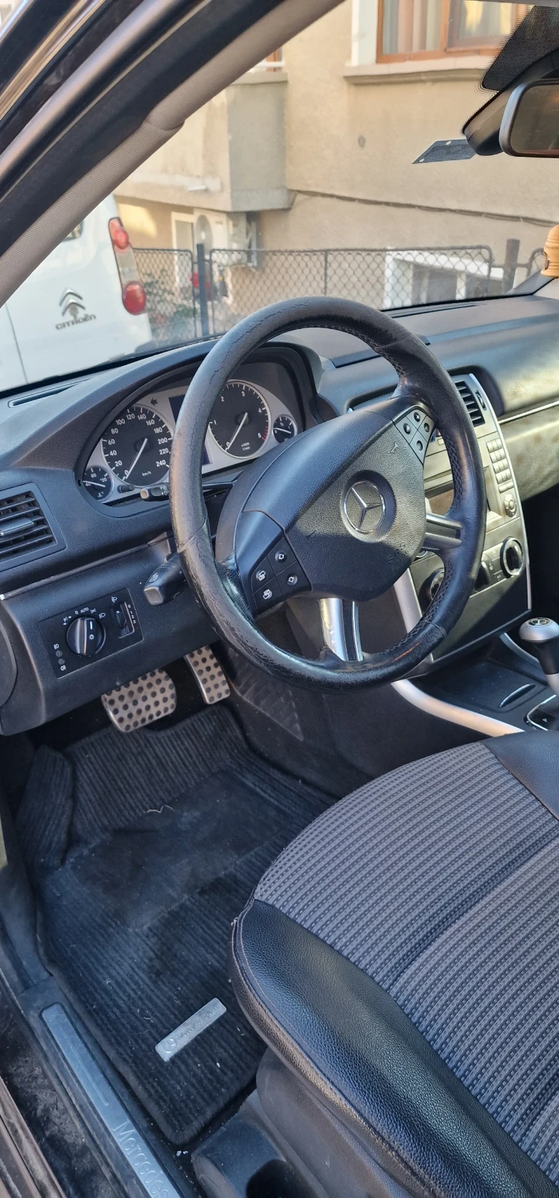 Mercedes-Benz B 200, снимка 8 - Автомобили и джипове - 47935113