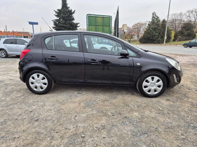 Opel Corsa 1.2i Газ.Инжек., снимка 6 - Автомобили и джипове - 48152153