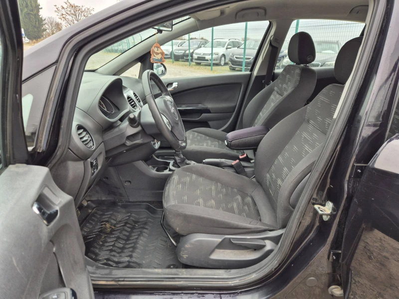 Opel Corsa 1.2i Газ.Инжек., снимка 13 - Автомобили и джипове - 48152153