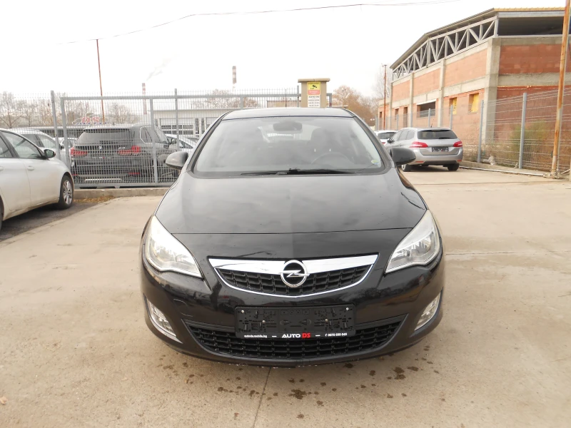 Opel Astra 1.7d-6sk-Euro-5A, снимка 2 - Автомобили и джипове - 48245442