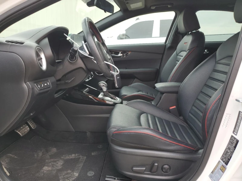 Kia Forte GT, снимка 7 - Автомобили и джипове - 52899528