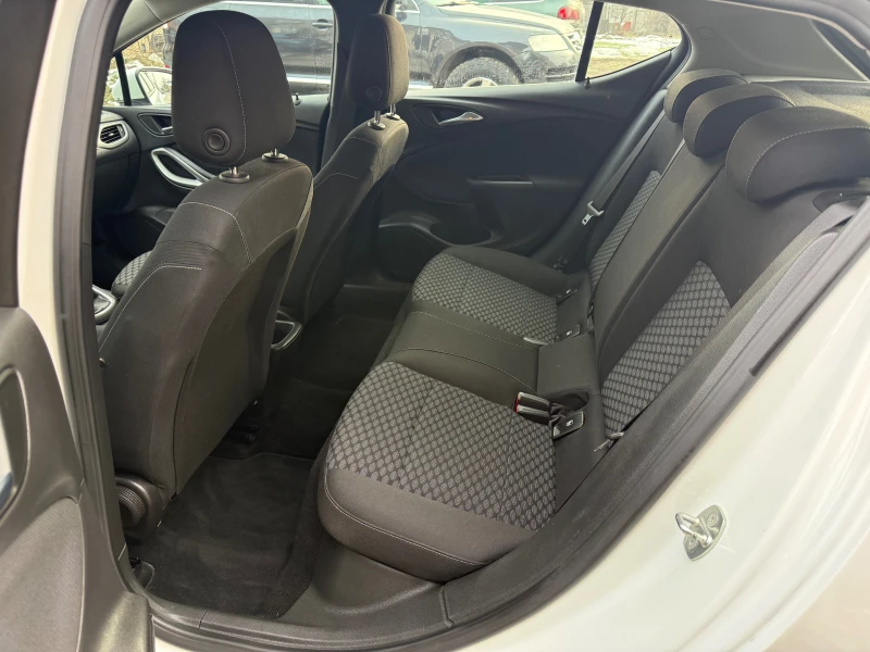 Opel Astra, снимка 10 - Автомобили и джипове - 53355269