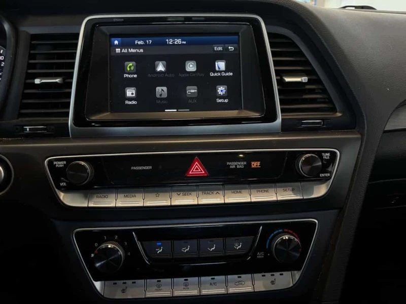 Hyundai Sonata * ESSENTIAL MODEL | 2 SETS OF TIRES | SOLD AS IS *, снимка 12 - Автомобили и джипове - 53586204