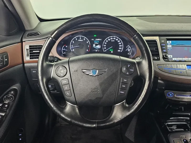 Hyundai Genesis 3.3, снимка 13 - Автомобили и джипове - 54618178