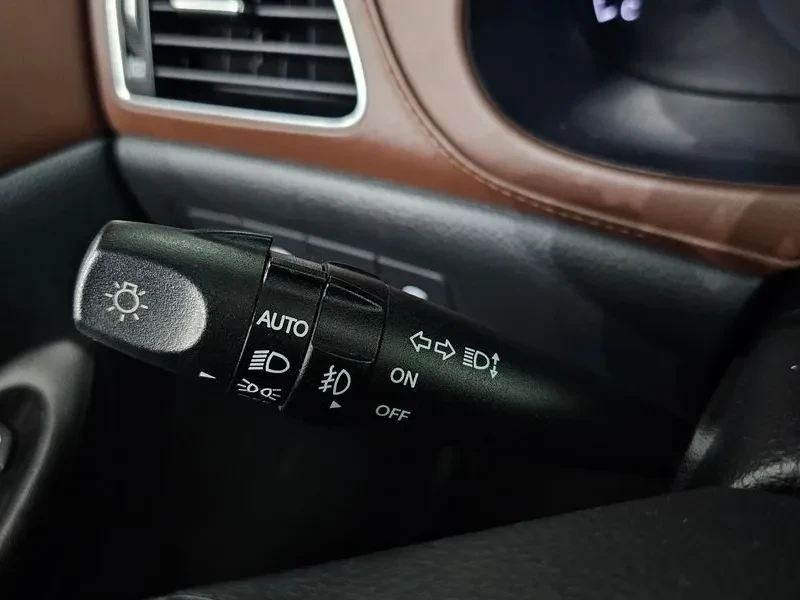 Hyundai Genesis 3.3, снимка 17 - Автомобили и джипове - 54618178