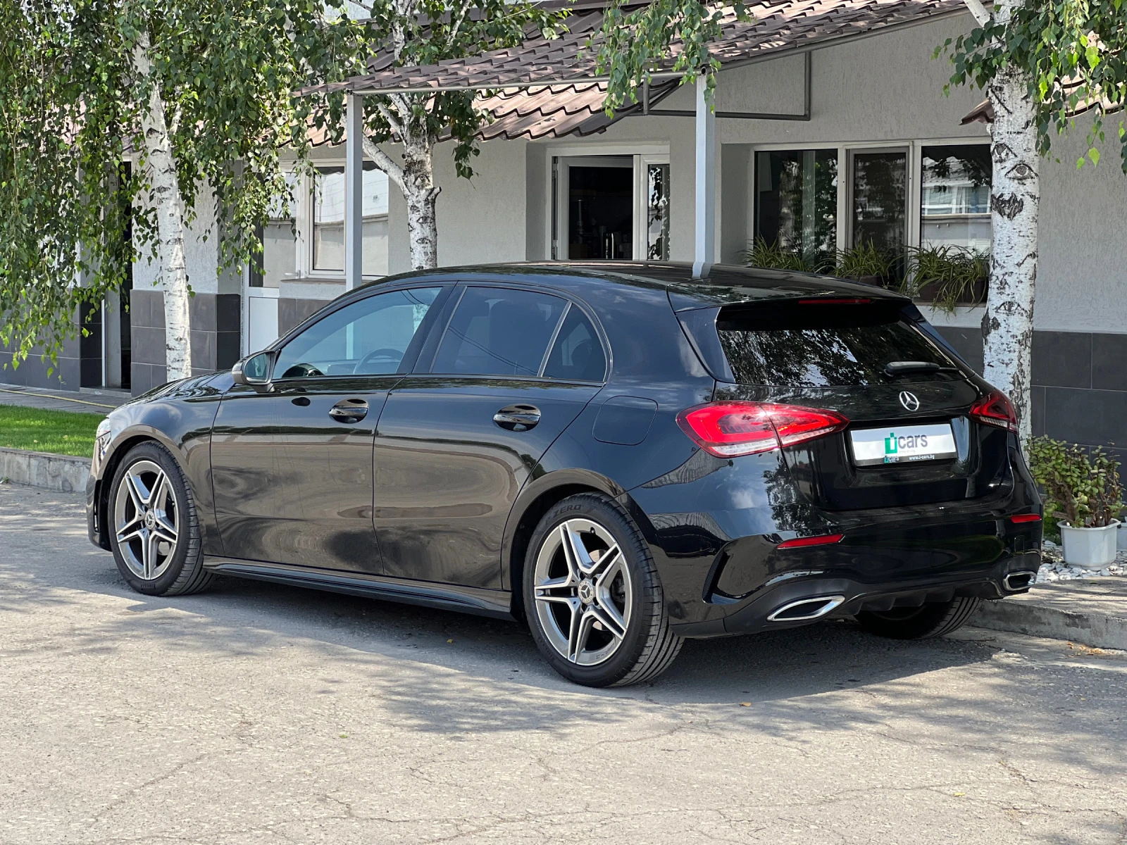 Mercedes-Benz A 180 d AMG Line - изображение 9