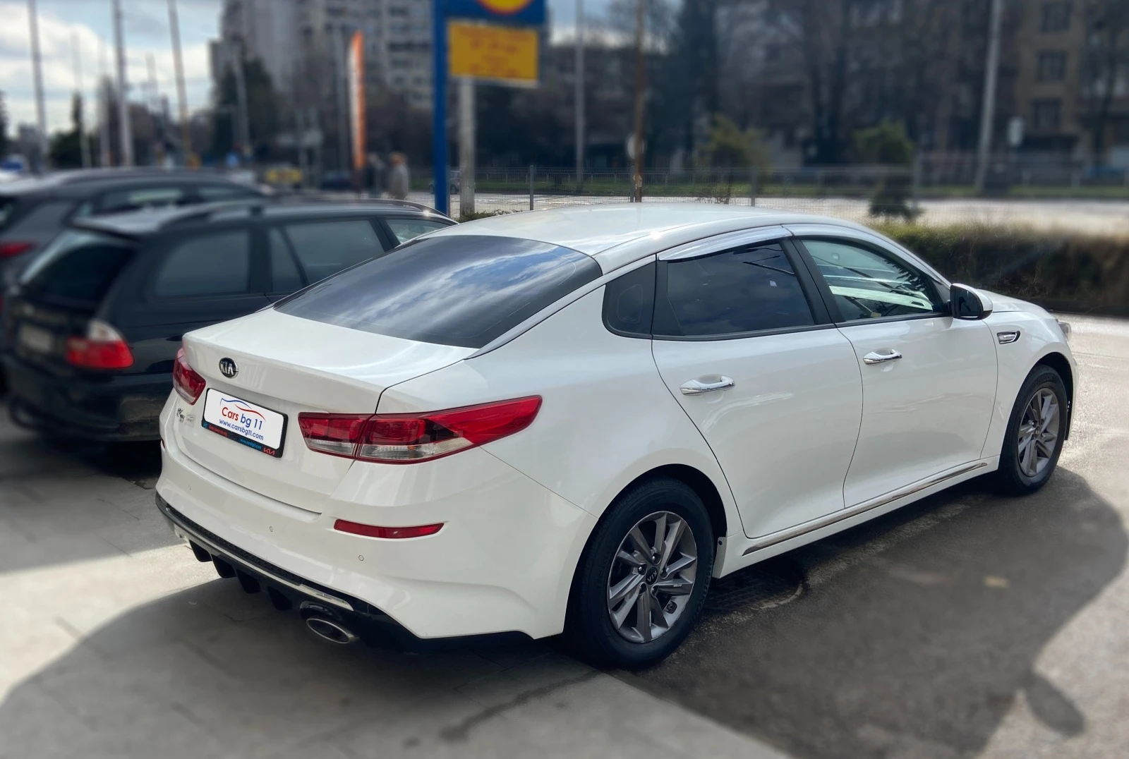 Kia K5 Собствен лизинг гаранция от 6м до 2 г. Реални км - изображение 4