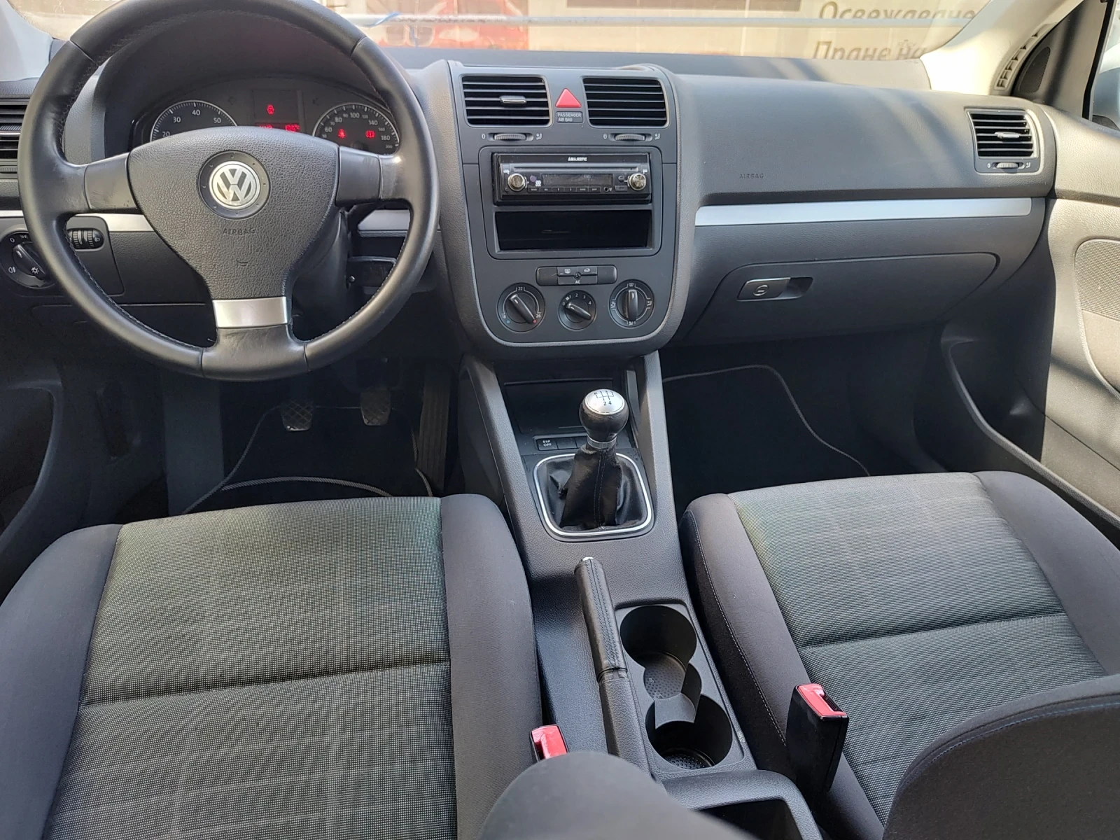 VW Golf 1, 6 - изображение 7