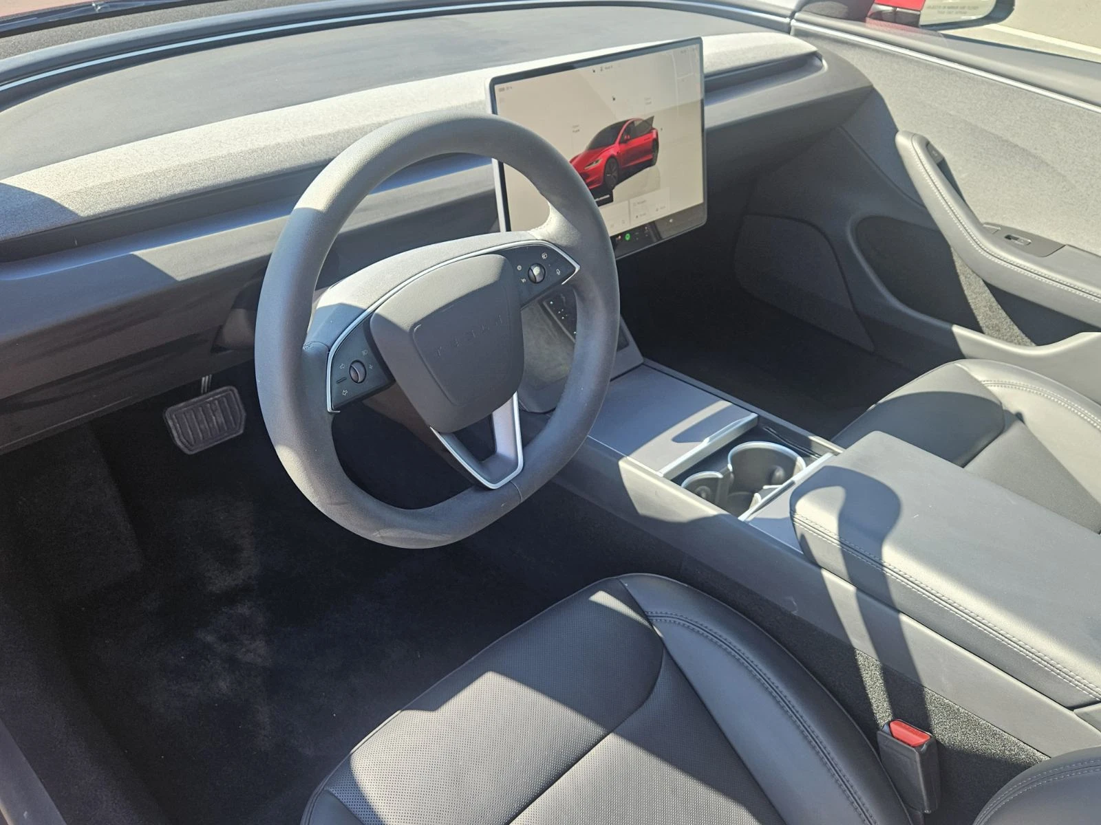Tesla Model 3 Highland - изображение 8