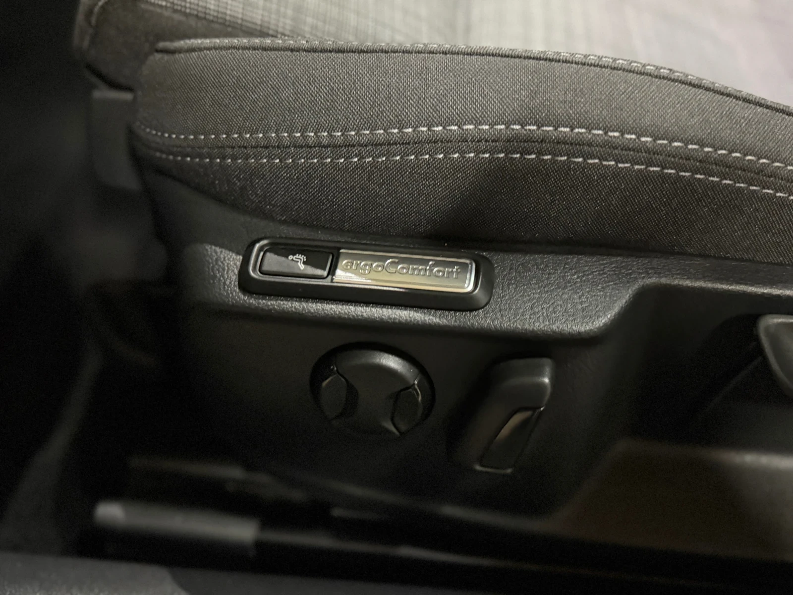 VW Passat 2.0TDI/Distronic/Camera/Massage/Panorama | Mobile.bg   9