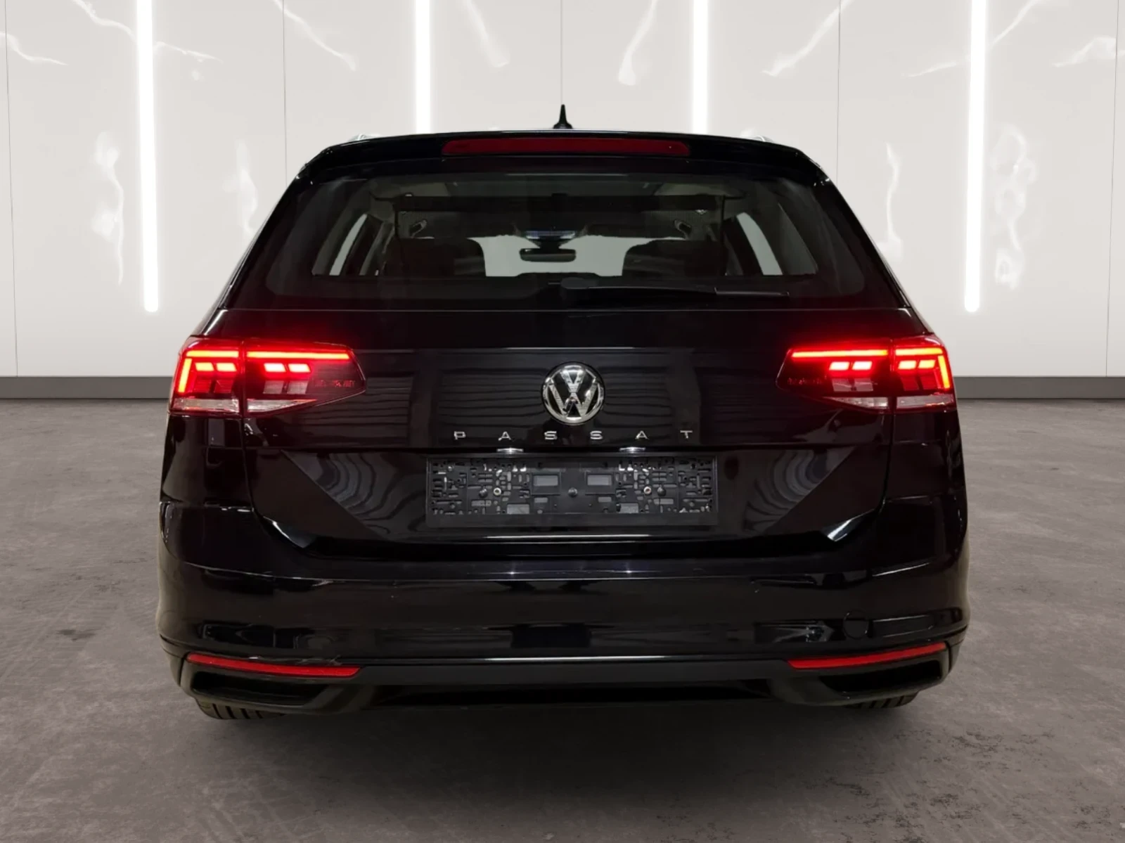 VW Passat 2.0TDI/Distronic/Camera/Massage/Panorama | Mobile.bg   5