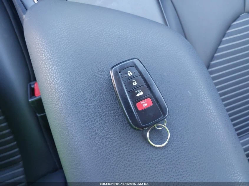 Toyota Camry 2.5L I-4 DI, DOHC, VVT, 203HP Front Wheel Drive | Mobile.bg   3