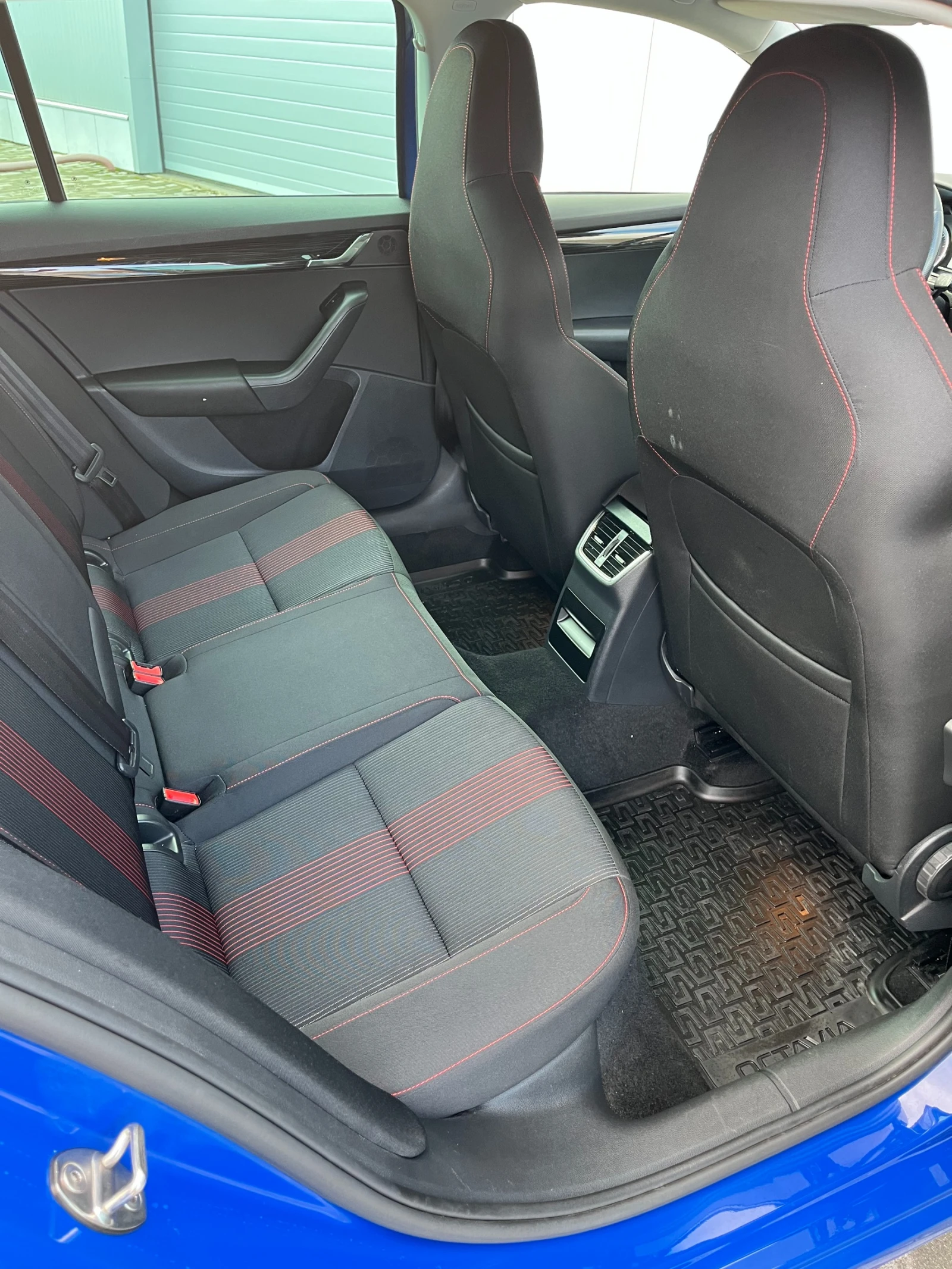 Skoda Octavia 2.0 TSI DSG-��������� 190�.�. �UV �������� ������ | Mobile.bg � ����������� 15