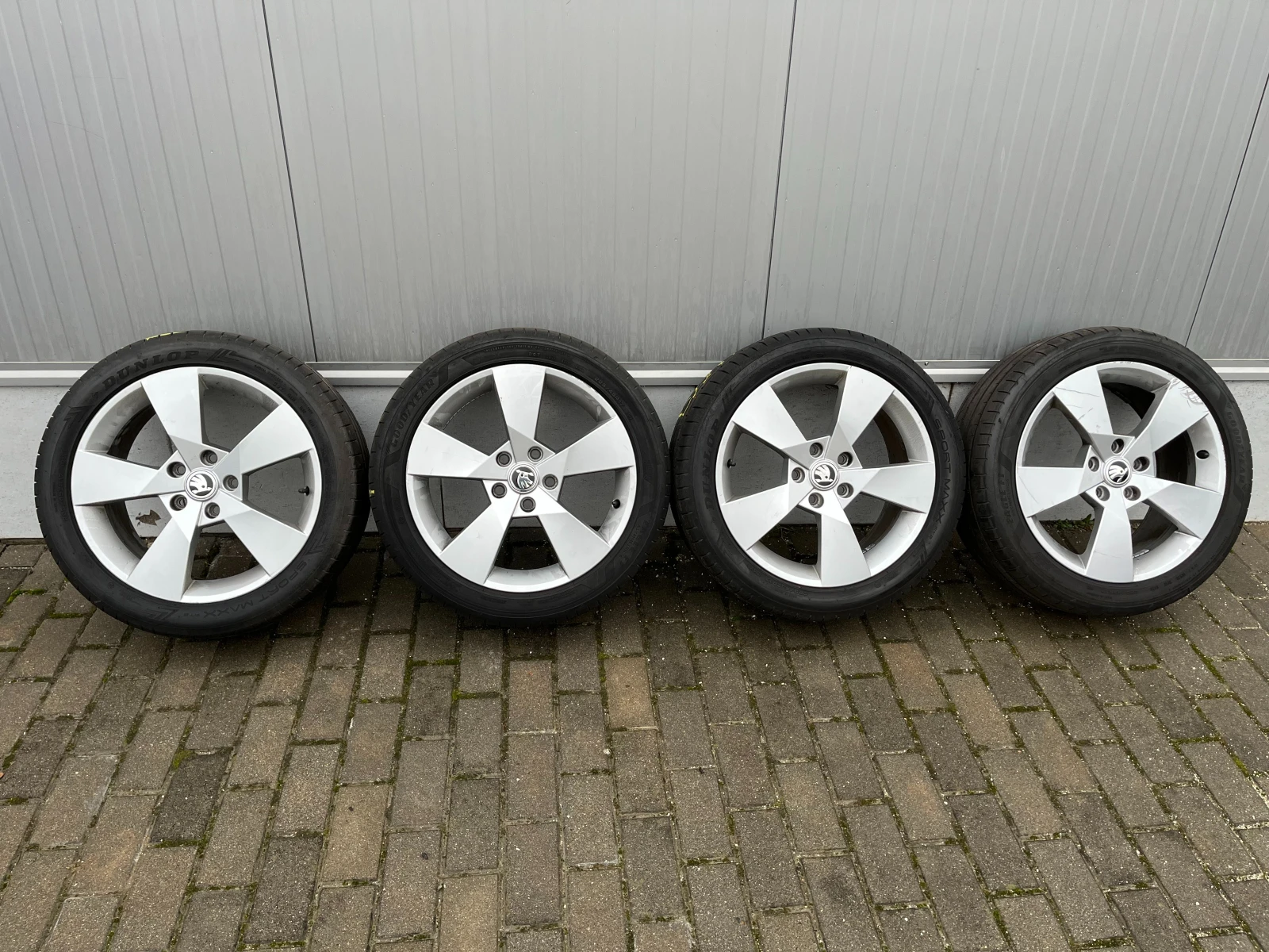 Skoda Octavia 2.0 TSI DSG-��������� 190�.�. �UV �������� ������ | Mobile.bg � ����������� 16