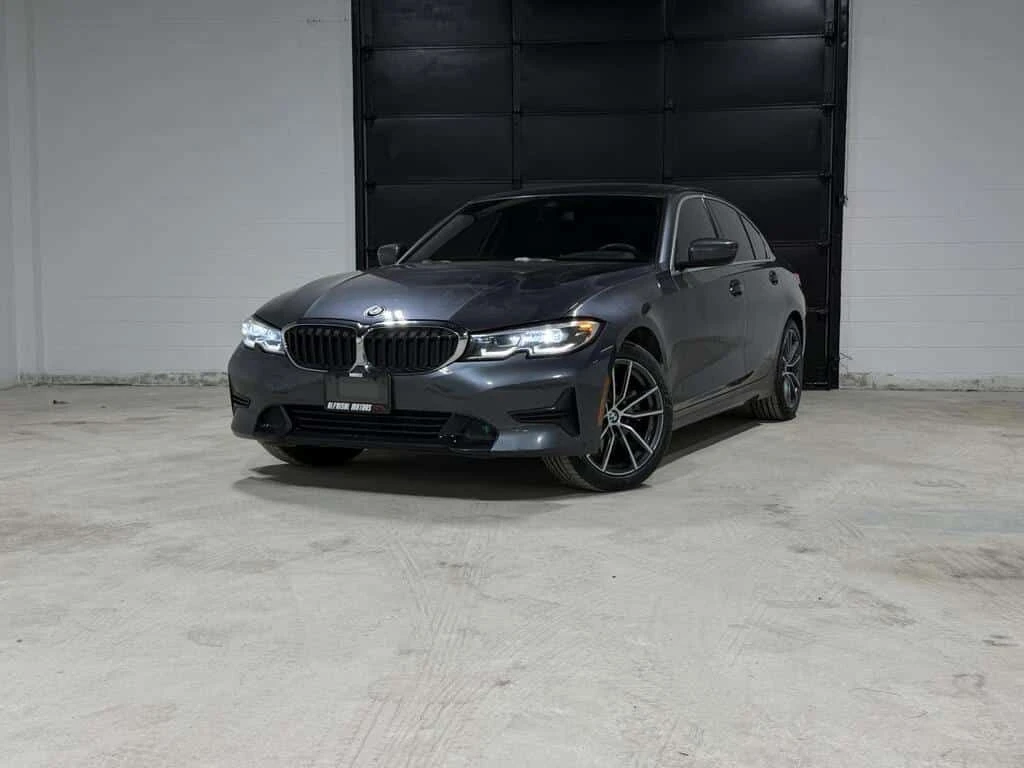 BMW 330 * 330i xDrive NAVI| SUNROOF| BACKUP * CARFAX * ��� | Mobile.bg � ����������� 1