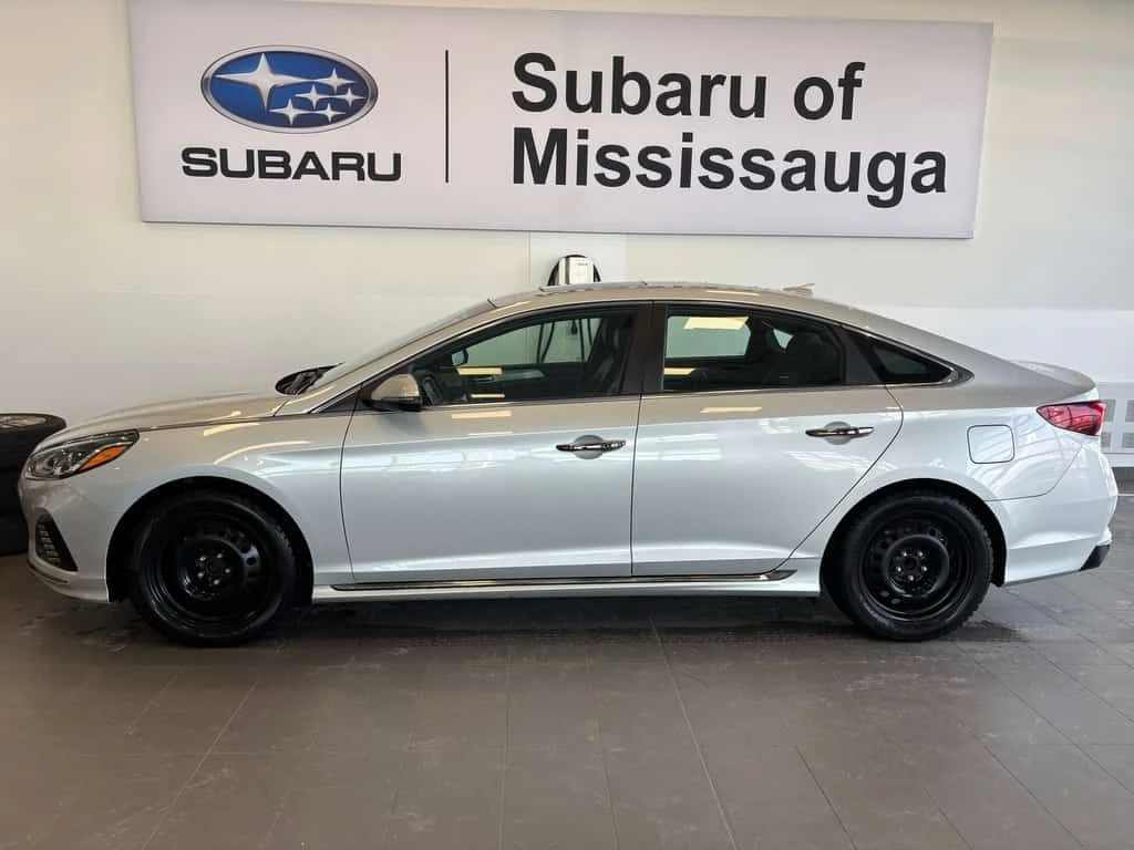 Hyundai Sonata * ESSENTIAL MODEL | 2 SETS OF TIRES | SOLD AS IS * - изображение 4