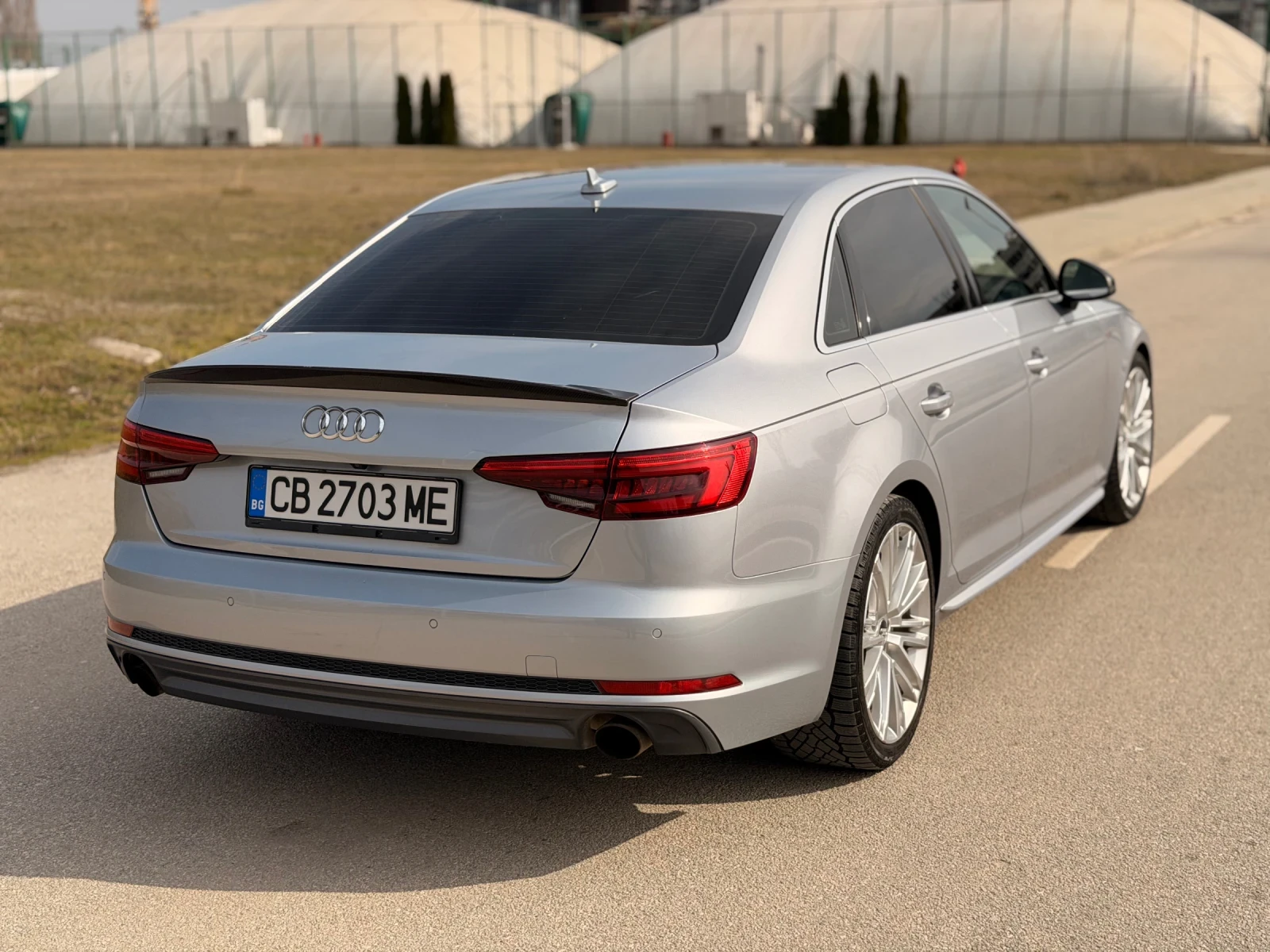 Audi A4 2.0 TSFI S-LINE - изображение 4