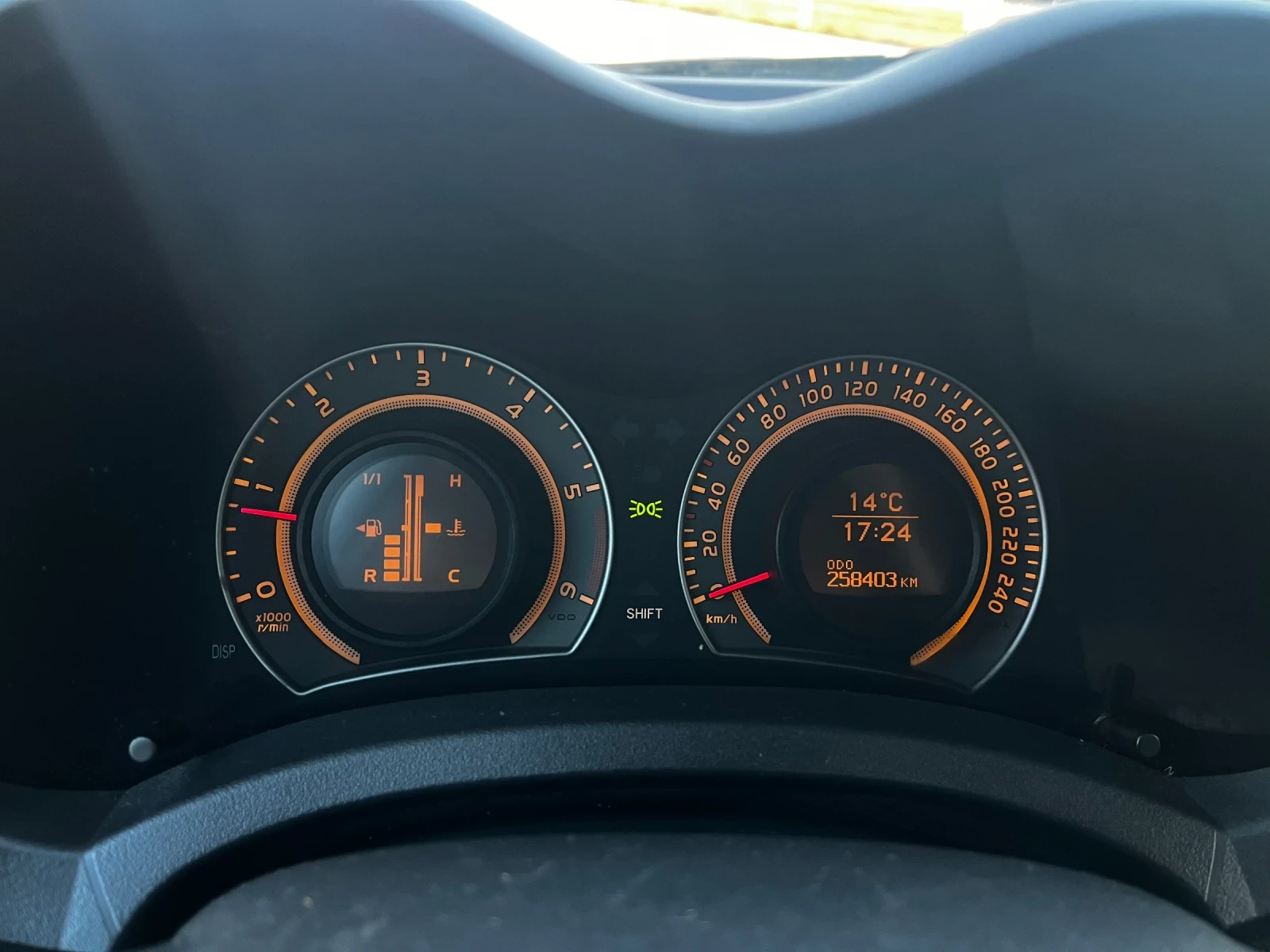 Toyota Auris 2.0d-4d 126к.с., снимка 8 - Автомобили и джипове - 53835716