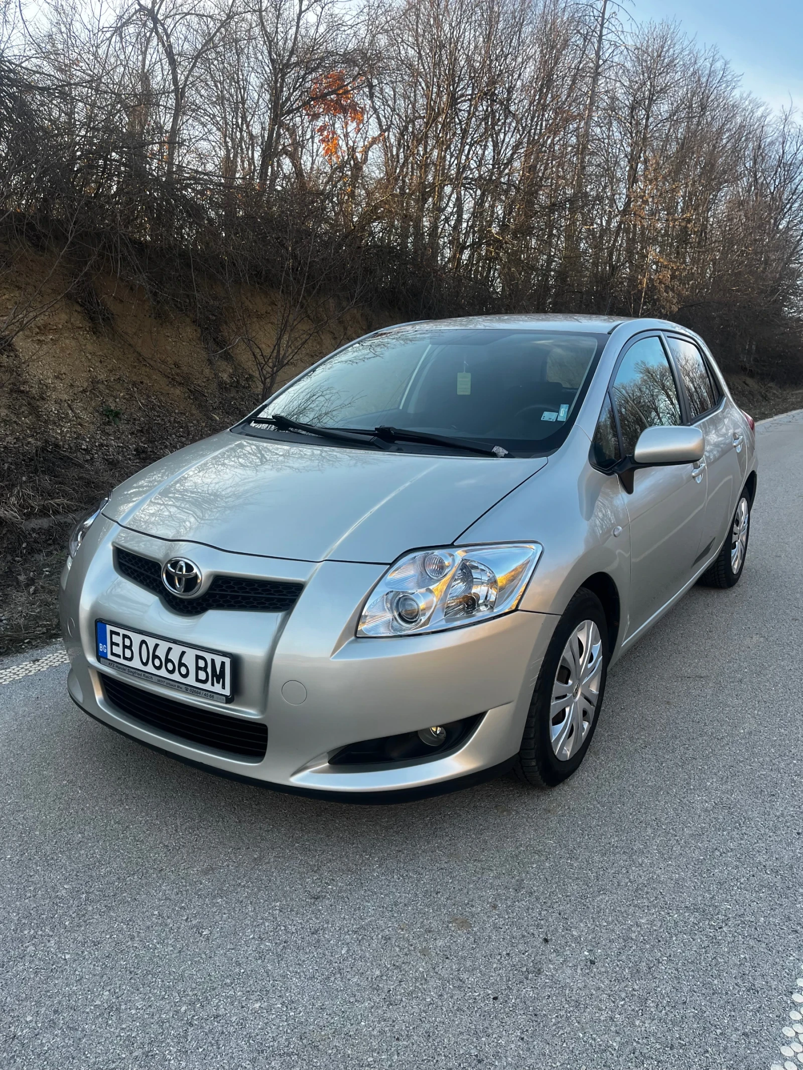 Toyota Auris 2.0d-4d 126к.с.