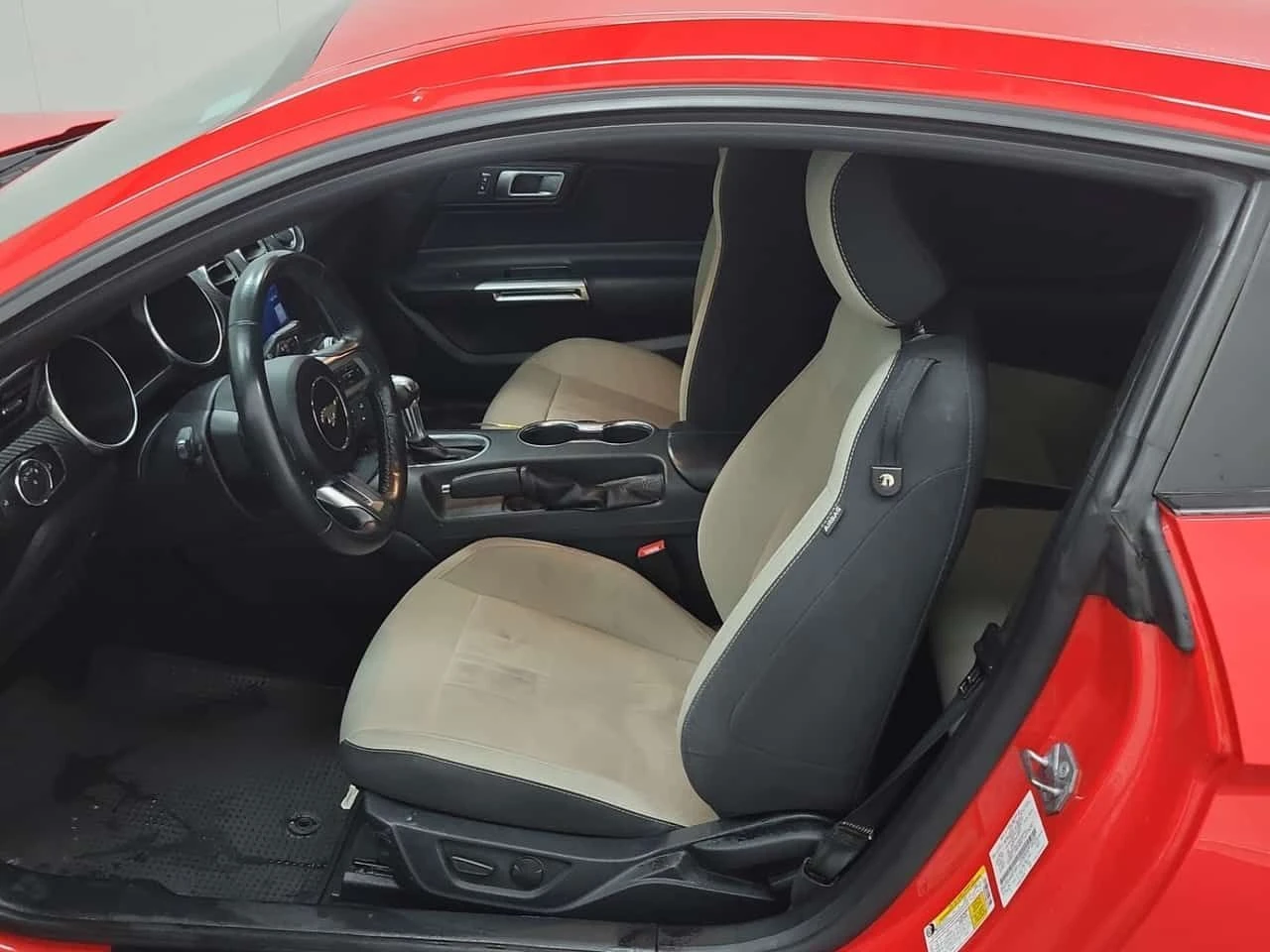 Ford Mustang ECOBOOST  CARFAX, снимка 5 - Автомобили и джипове - 54341482