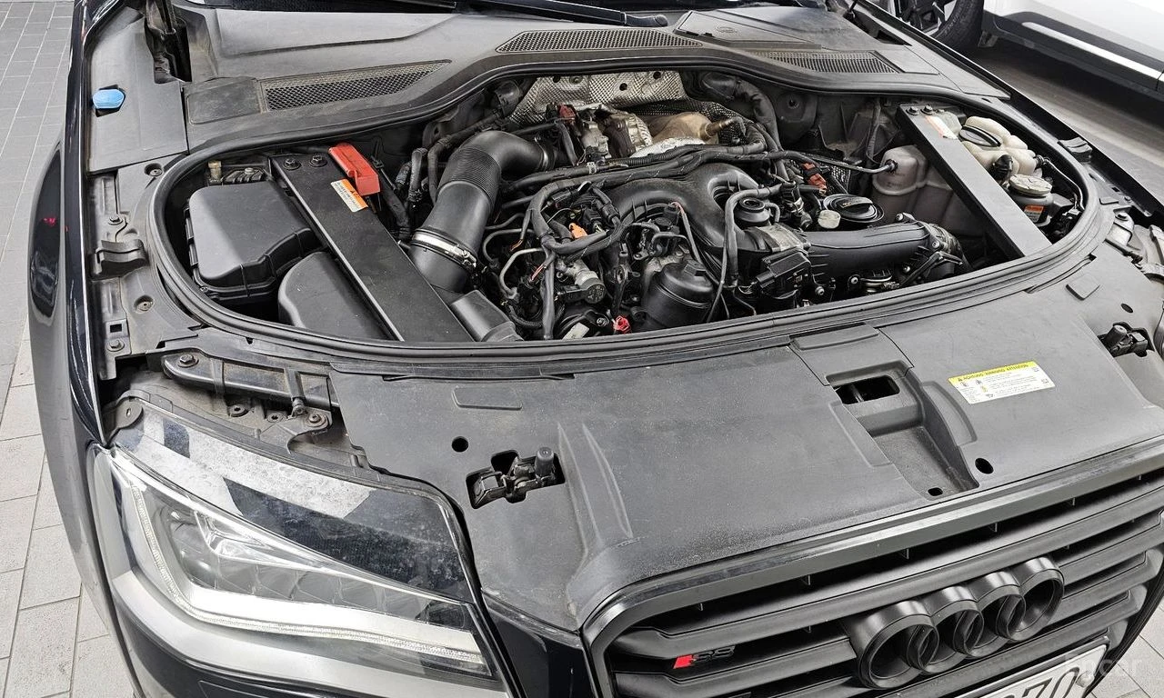 Audi A8 3.0 TDI* QUATTRO* КОЖА* ПАНО* НАВИ* ПОДГРЕВ* , снимка 5 - Автомобили и джипове - 54577612