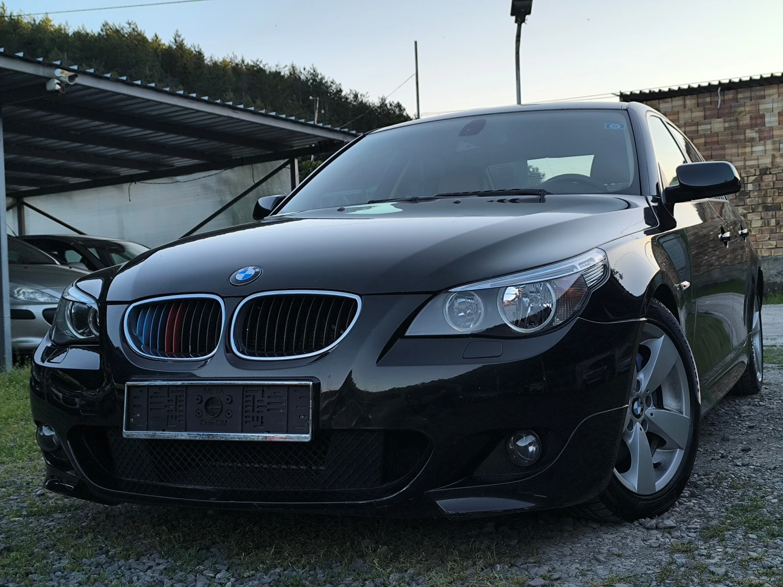 BMW 525 2.5xi-218��-M-�����-Xdrive-���������-FULL-������ ! | Mobile.bg � ����������� 7