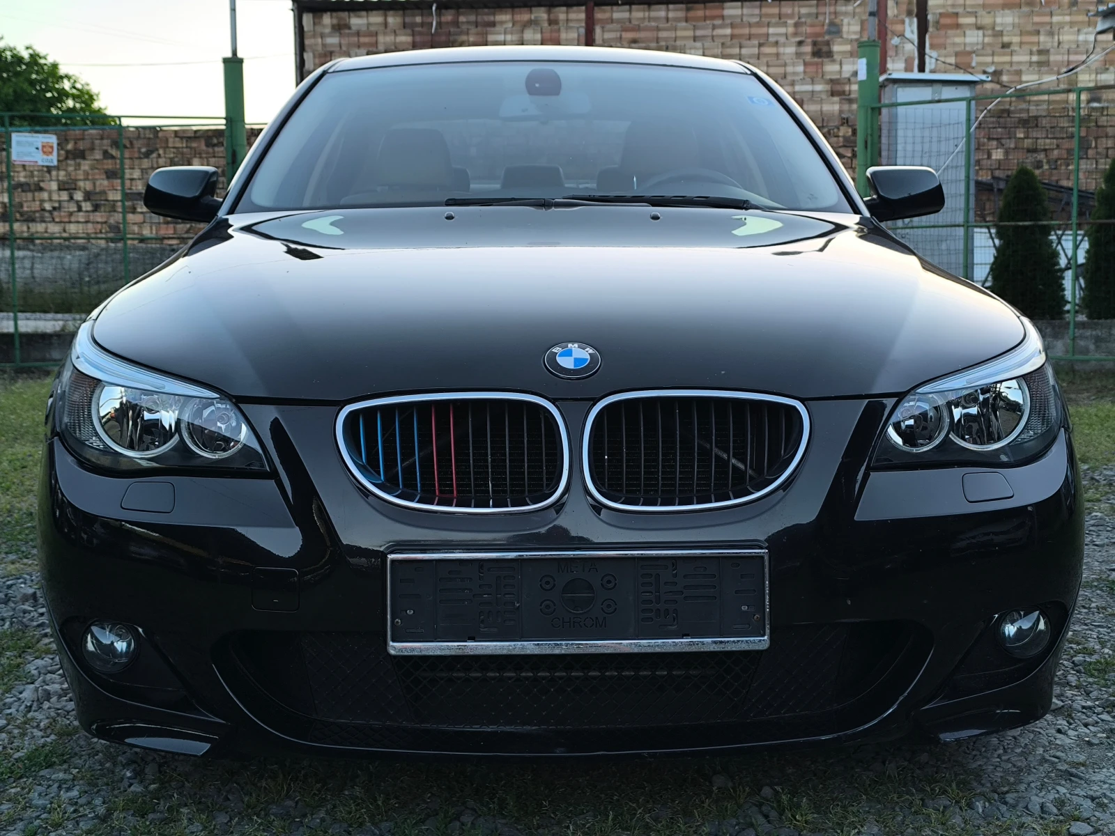 BMW 525 2.5xi-218��-M-�����-Xdrive-���������-FULL-������ ! | Mobile.bg � ����������� 8