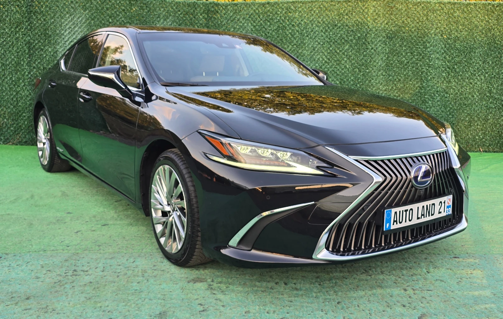Lexus ES 300 LUXURY Premiium* FACE LIFT* Full Led* 68000км, снимка 3 - Автомобили и джипове - 55073470