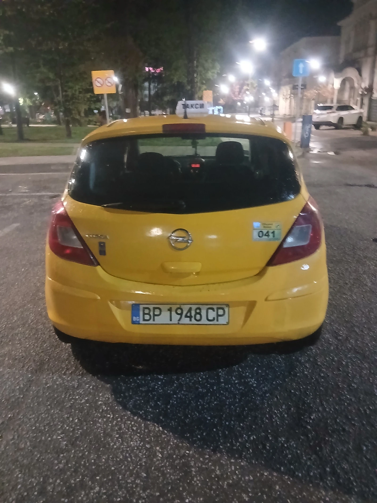 Opel Corsa, снимка 4 - Автомобили и джипове - 55318966